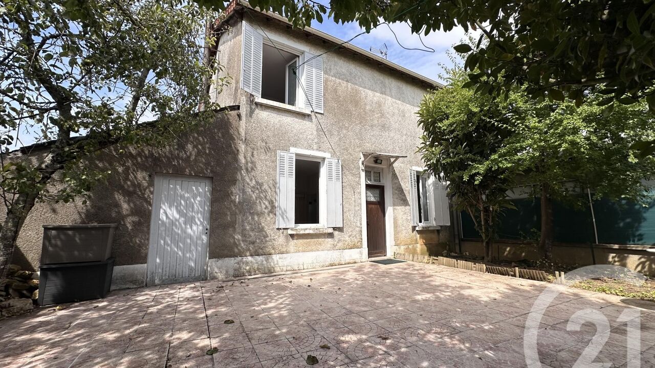 maison 4 pièces 89 m2 à vendre à La Châtre (36400)