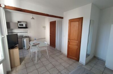 location appartement 482 € CC /mois à proximité de Aureille (13930)