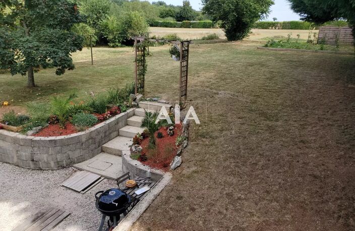Maison de Village Proche de Civray — photo 3