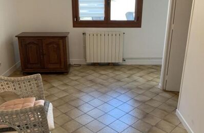 location appartement 1 035 € CC /mois à proximité de Saint-Soupplets (77165)