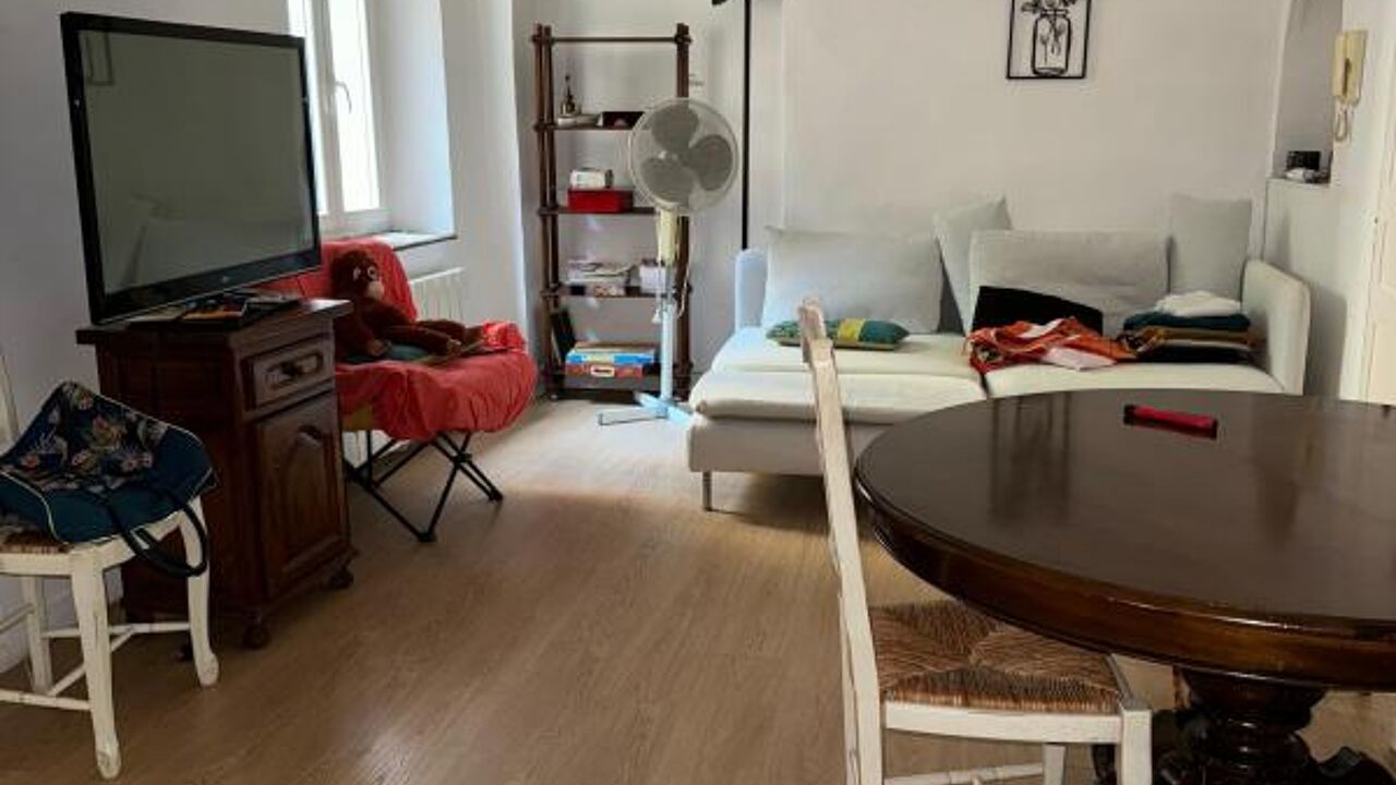 appartement 3 pièces 61 m2 à vendre à Aups (83630)