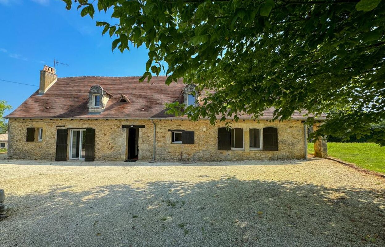 maison 5 pièces 110 m2 à vendre à Saint-Georges-de-Montclard (24140)