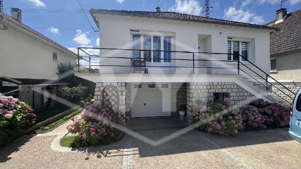 maison 5 pièces 95 m2 à vendre à Combs-la-Ville (77380)