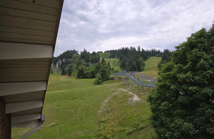 TRES BEAU T3 DUPLEX - COL DE LA FAUCILLE- PIEDS DES PISTES — photo 2