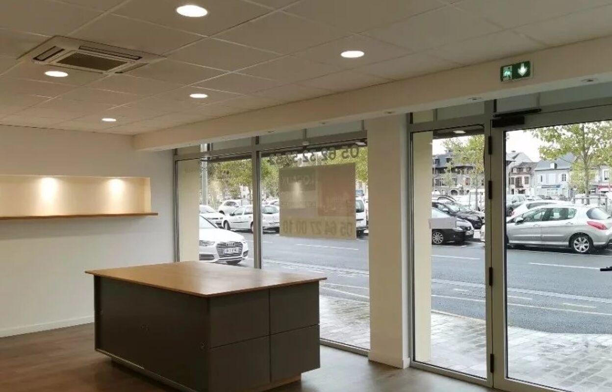 commerce 3 pièces 56 m2 à louer à Tarbes (65000)