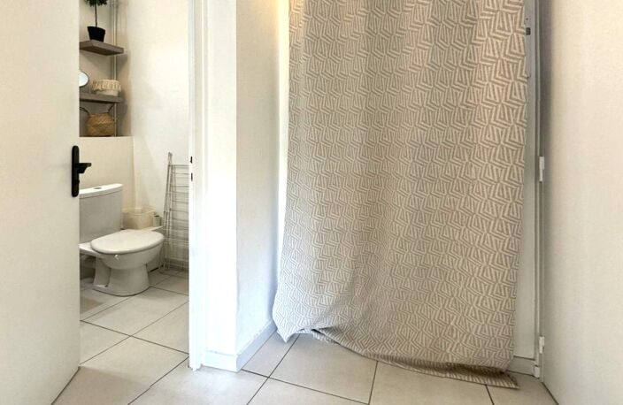 Oullins Parc de Sanzy - Appartement T1 — photo 4