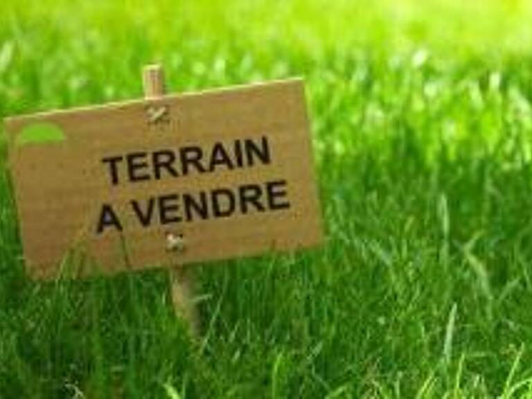Terrain à construire  905 m²  — photo 1
