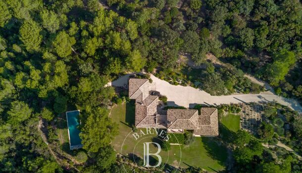 Villa / Maison 7 pièces  à vendre Gémenos 13420