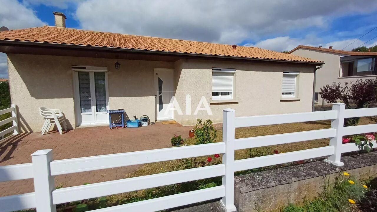 maison 5 pièces 93 m2 à vendre à Ruffec (16700)