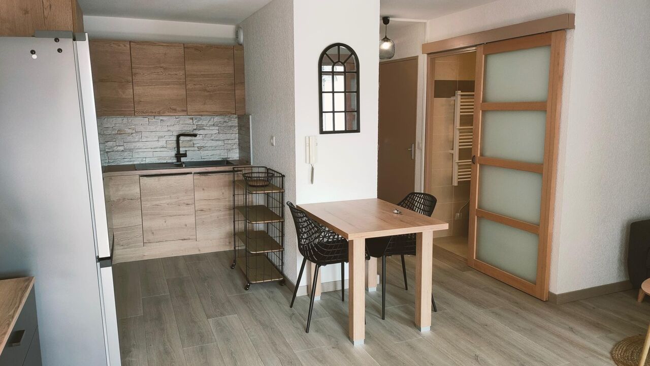 appartement 2 pièces 35 m2 à vendre à Six-Fours-les-Plages (83140)