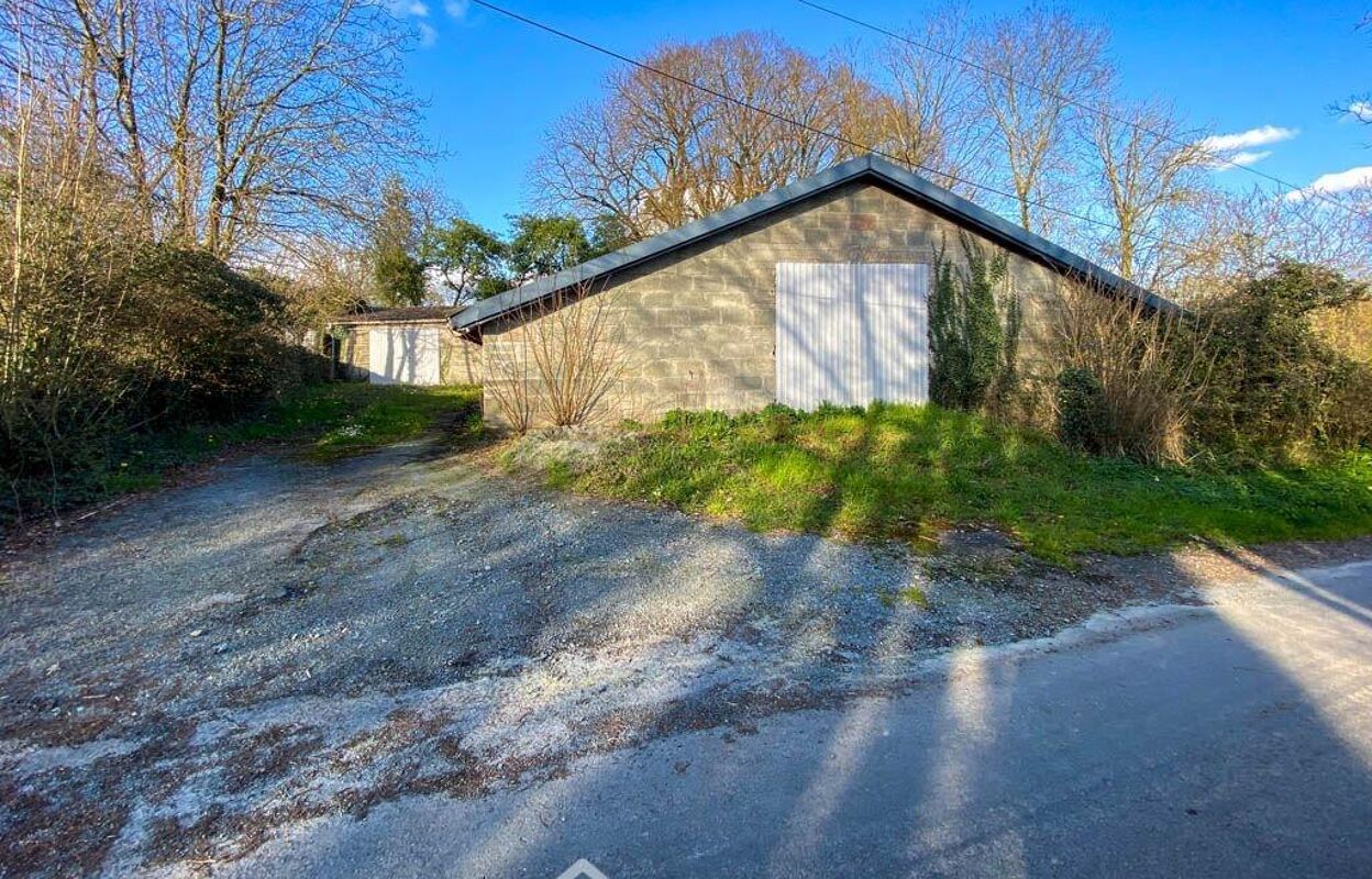 garage  pièces 330 m2 à vendre à Réaumur (85700)