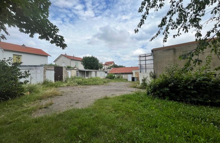 Vente immeuble   Clermont-Ferrand (63000) — photo 2