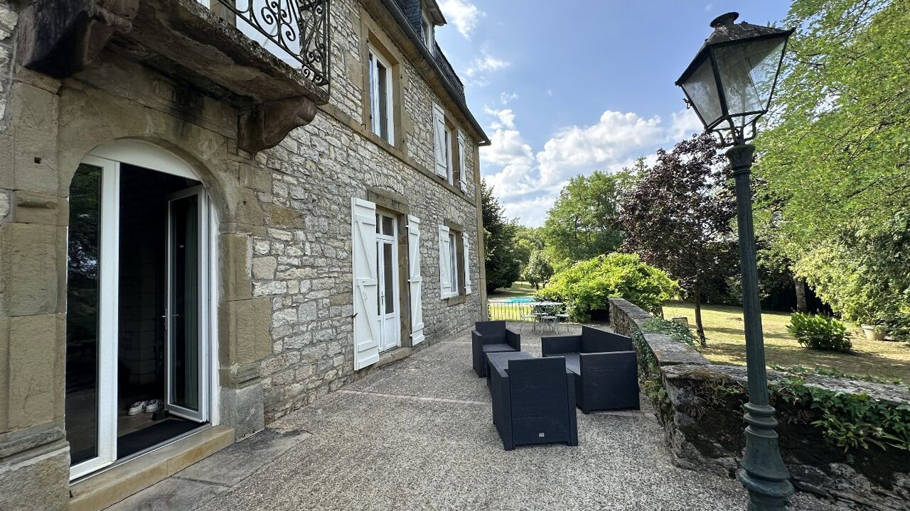 maison 10 pièces 415 m2 à vendre à Martel (46600)