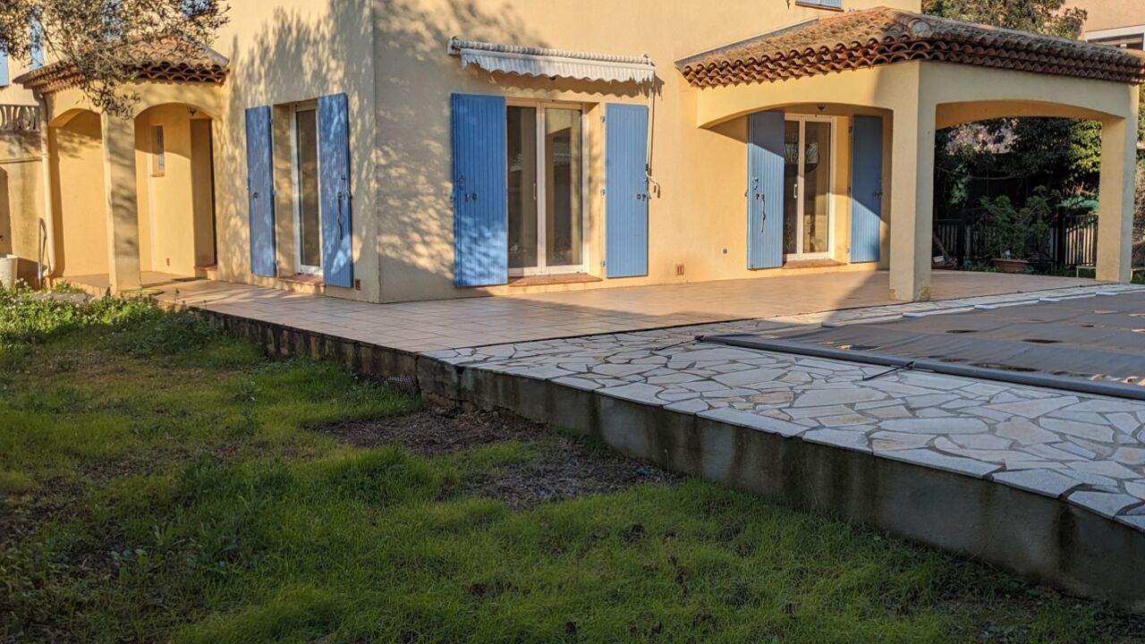 maison 5 pièces 121 m2 à vendre à La Garde (83130)