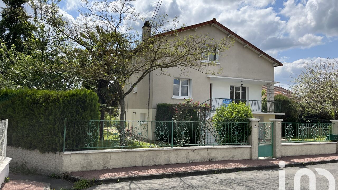 maison 6 pièces 151 m2 à vendre à Naintré (86530)