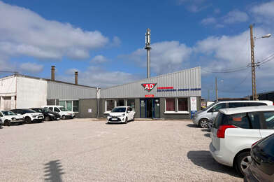 Commerce  233200 €