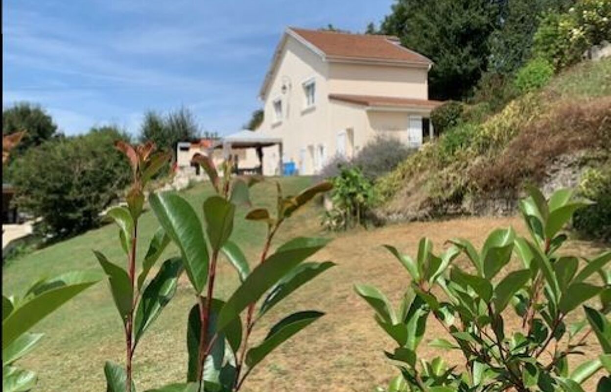 maison 6 pièces 140 m2 à vendre à Béruges (86190)