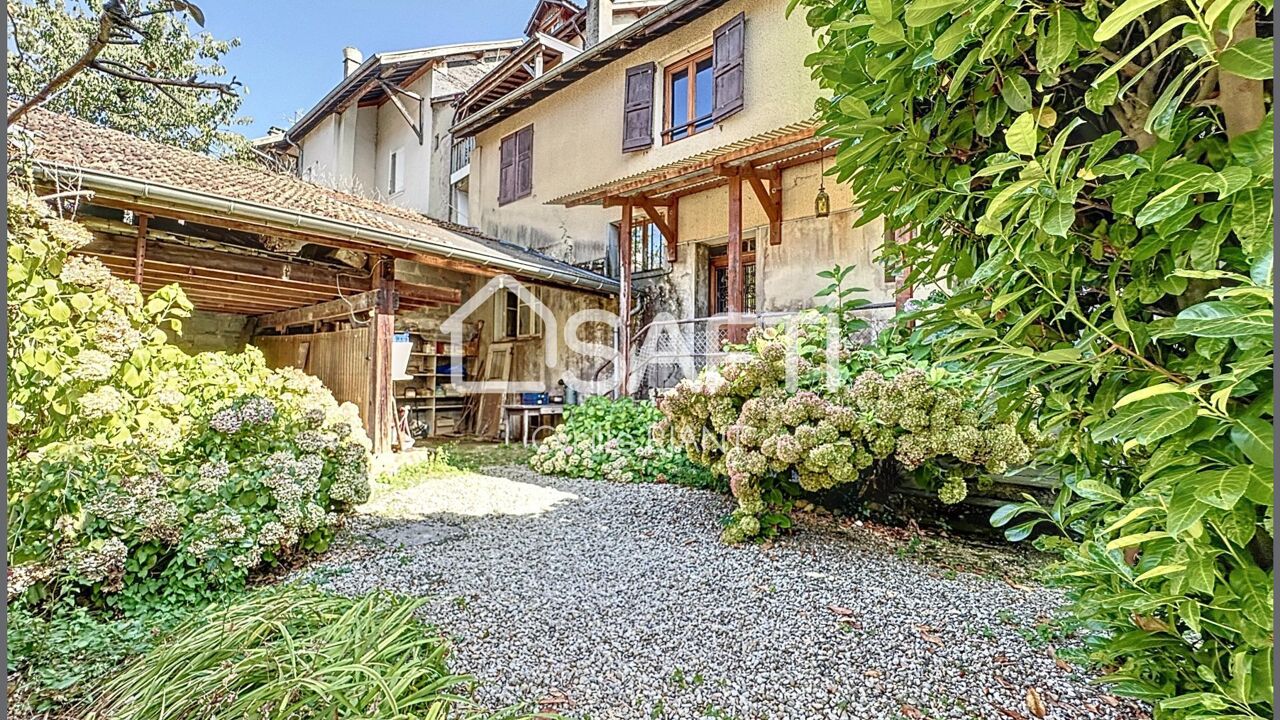 maison 13 pièces 240 m2 à vendre à Rives (38140)