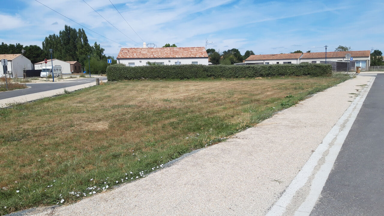 terrain  pièces 649 m2 à vendre à Champagné-les-Marais (85450)