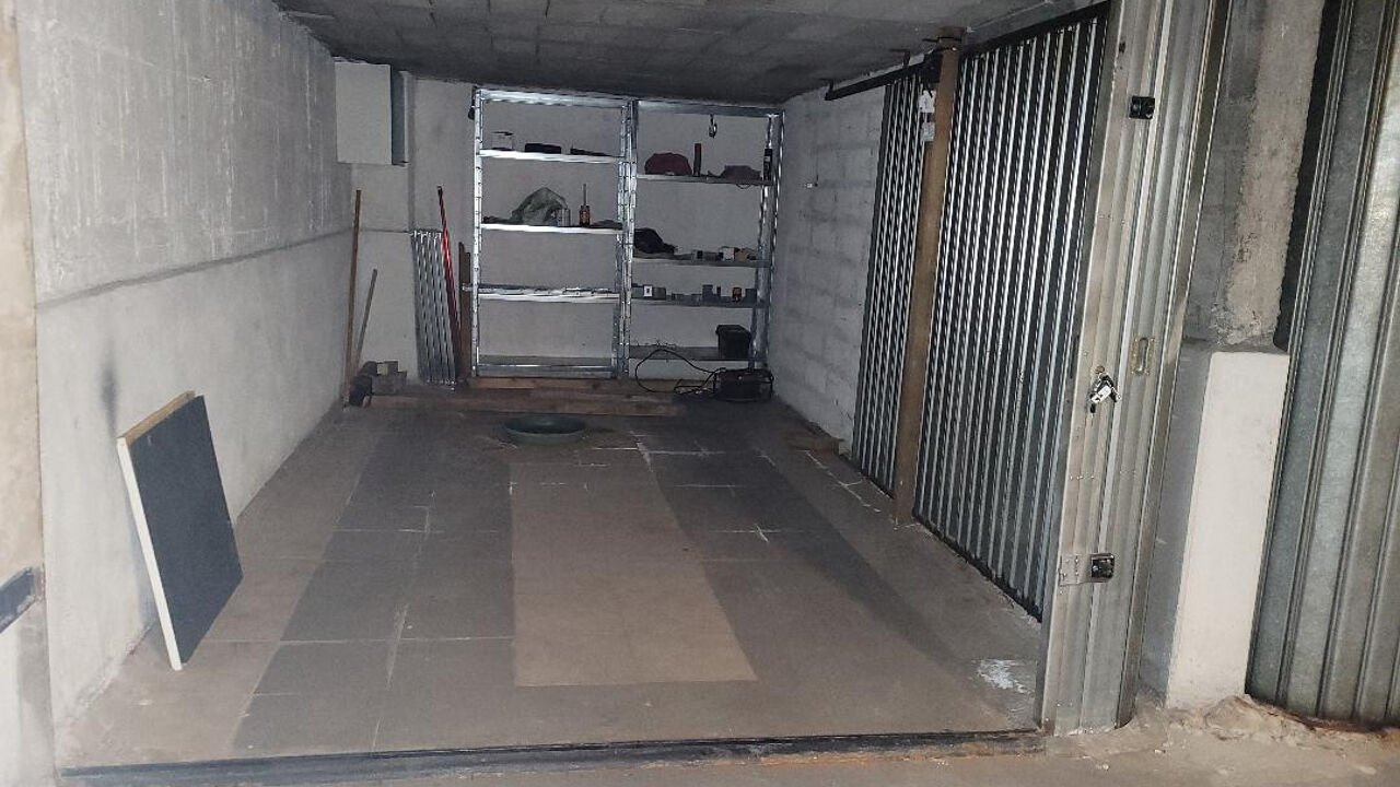 garage  pièces 14 m2 à vendre à Nice (06200)