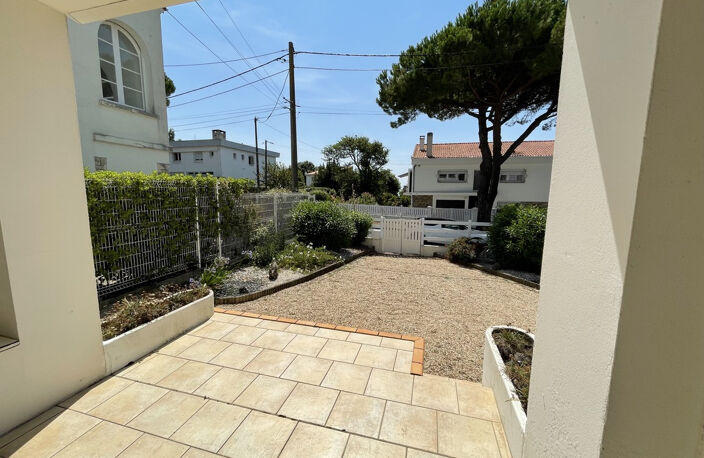 ROYAN 200m Plage du Chay Appartement 60m2 au prix de 315.000 — photo 4