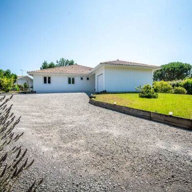 Maison 6 pièces 472500 €