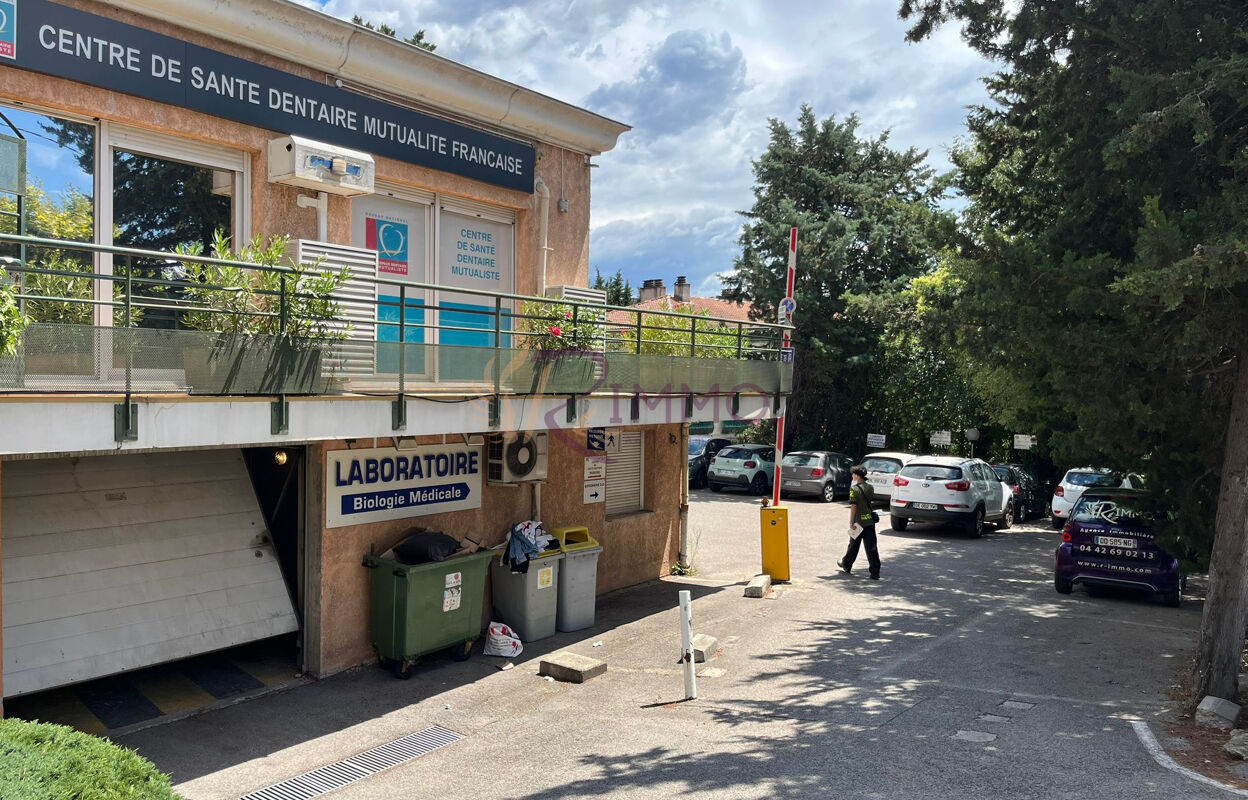 garage  pièces 12 m2 à louer à Aix-en-Provence (13090)