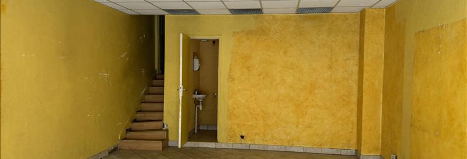 Immeuble   m² à vendre à Montendre (17130)