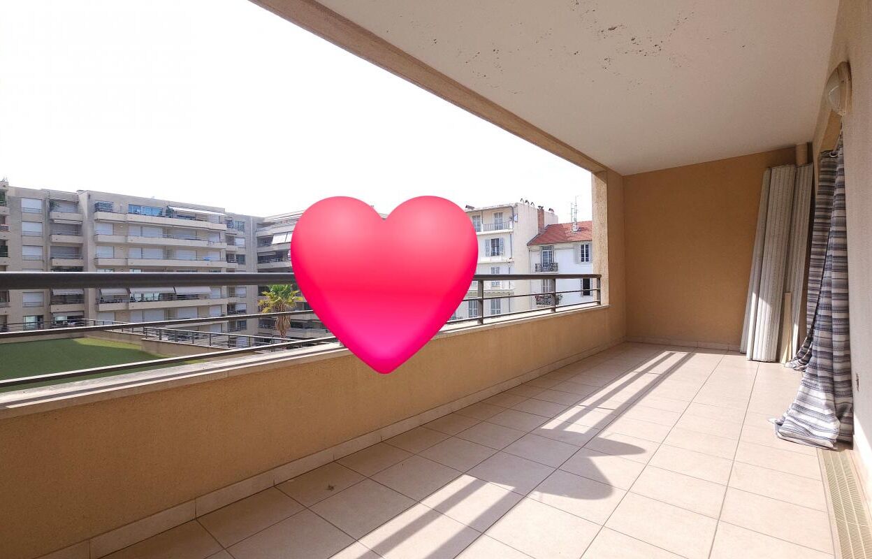 appartement 1 pièces 27 m2 à vendre à Nice (06000)