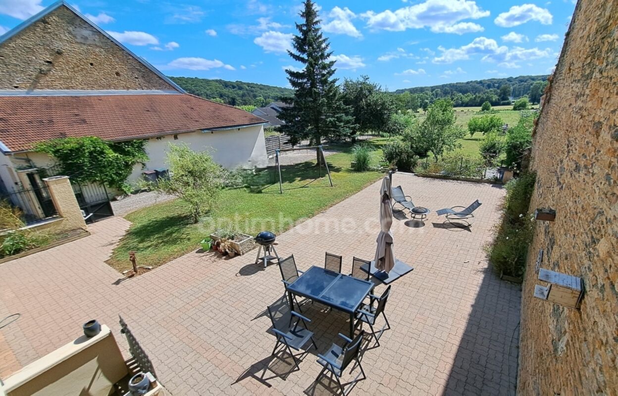 maison 8 pièces 195 m2 à vendre à Combeaufontaine (70120)