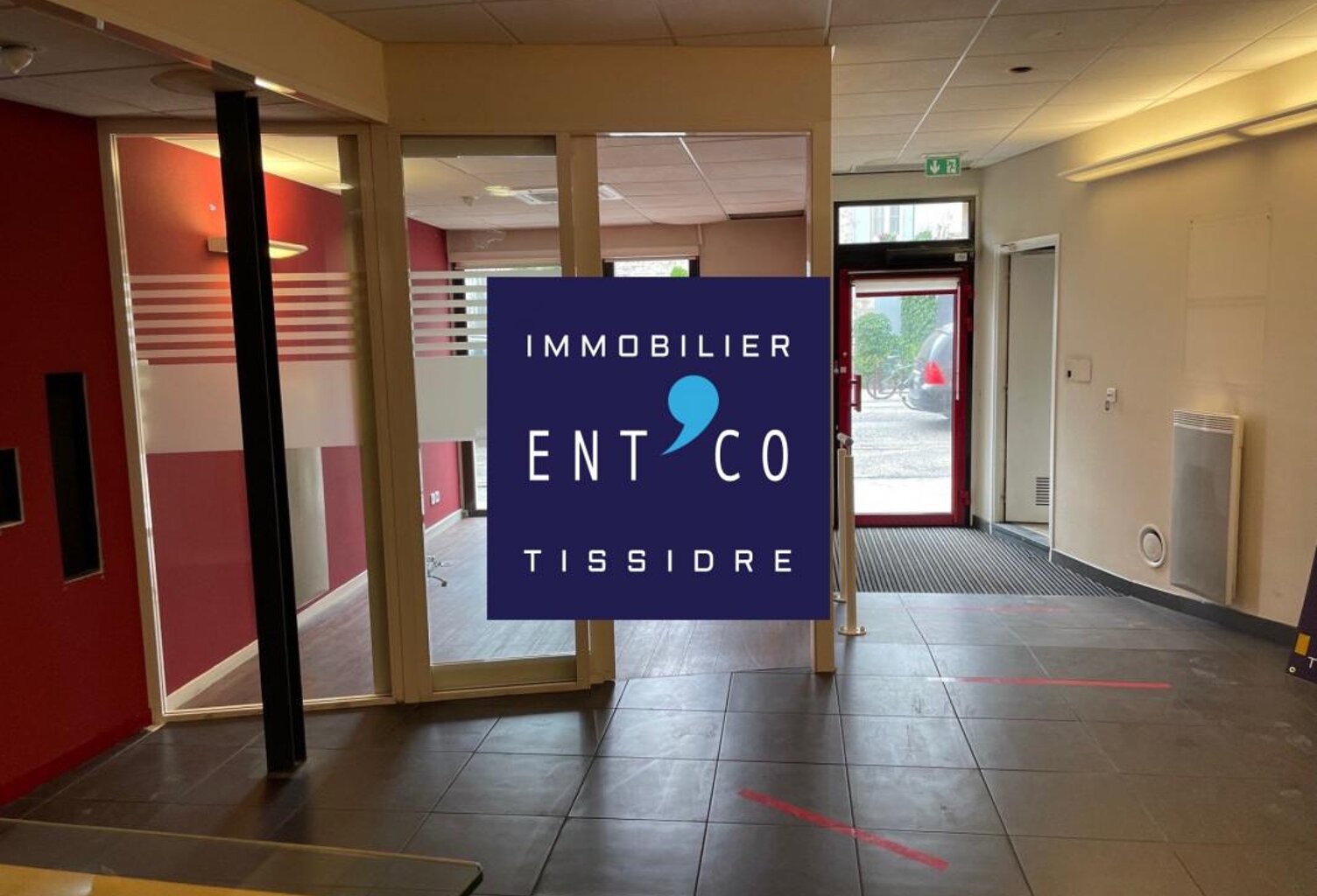 Agen centre - Local commercial - 141m² — photo 1