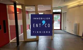 Commerce 4 Pièces 141 m² à louer à Agen (47000)