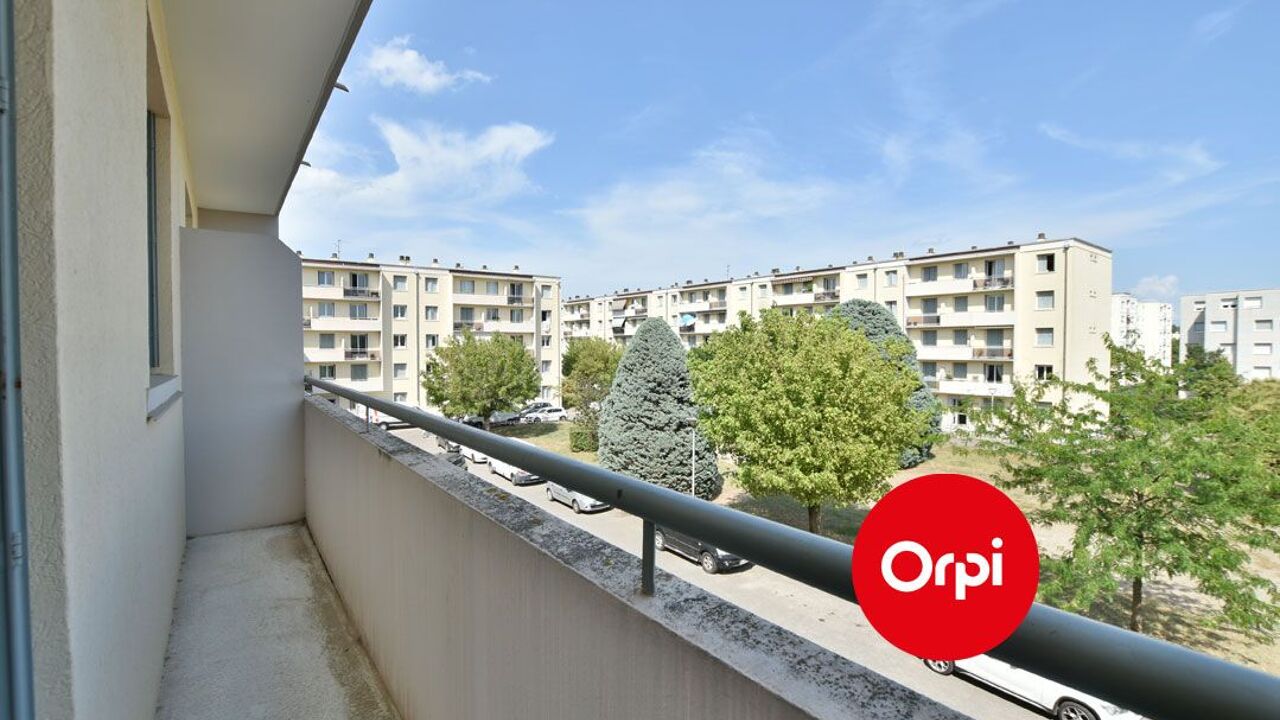 appartement 4 pièces 67 m2 à vendre à Saint-Priest (69800)