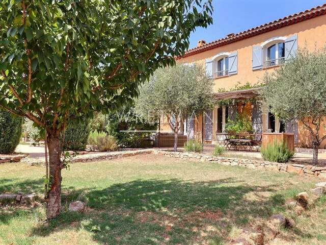 Spacieuse villa avec 7 chambres et piscine - Carcès — photo du bien