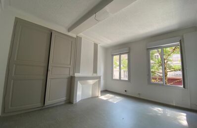 location appartement 430 € CC /mois à proximité de Giffaumont-Champaubert (51290)