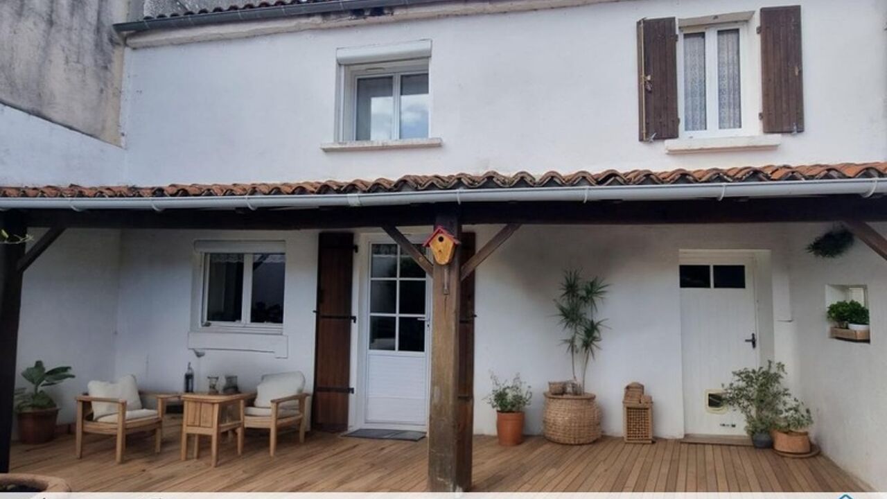 maison 5 pièces 130 m2 à vendre à La Rochelle (17000)