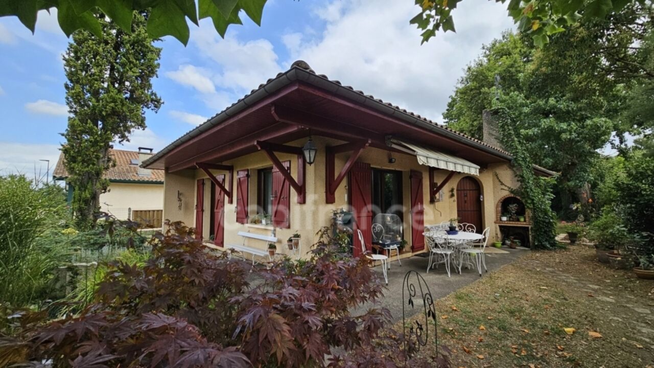 maison 5 pièces 99 m2 à vendre à Parempuyre (33290)