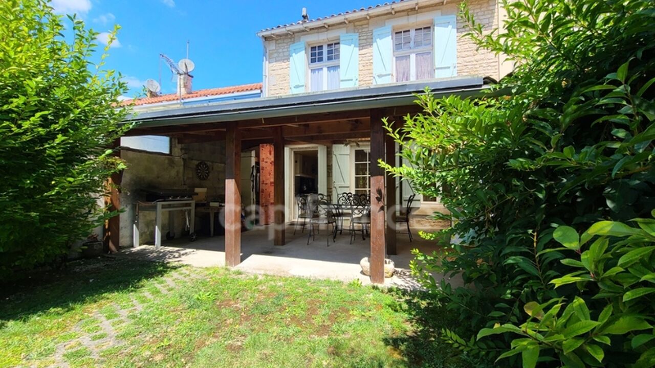 maison 5 pièces 121 m2 à vendre à Matha (17160)