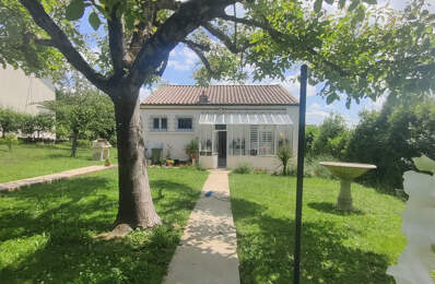 MAISON A VENDRE 2 CHAMBRES SAINTES CENTRE RIVE DROITE — photo du bien