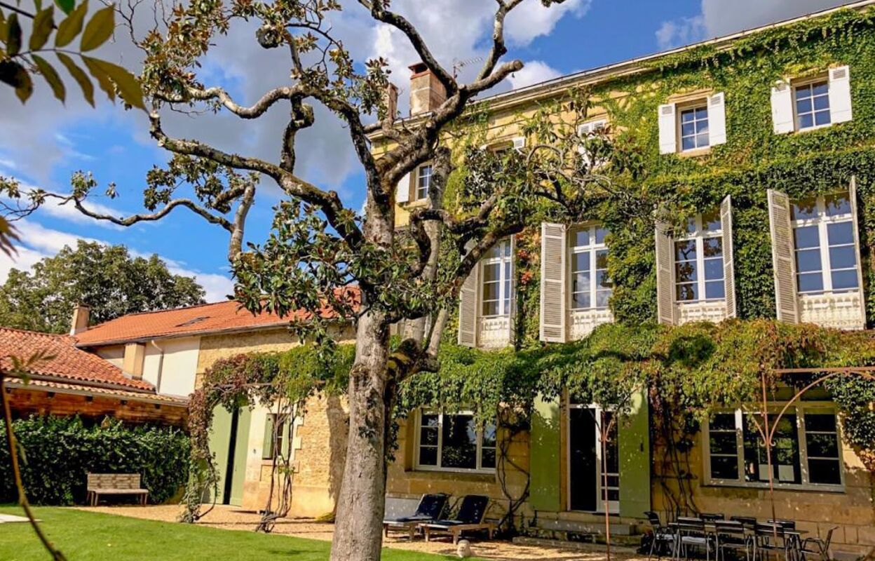 maison 9 pièces 270 m2 à vendre à Bergerac (24100)