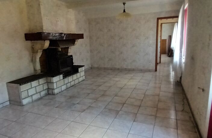 Vente maison 5 pièces 130 m² Thin-le-Moutier (08460) — photo 2