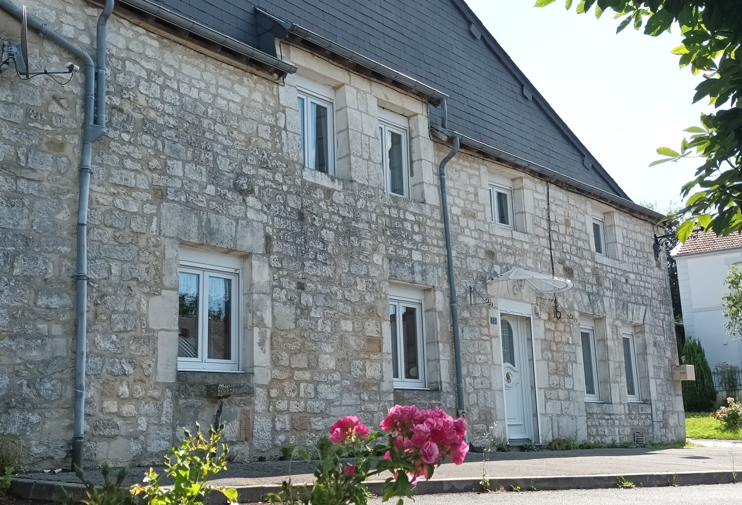 Vente maison 5 pièces 130 m² Thin-le-Moutier (08460) — photo 1