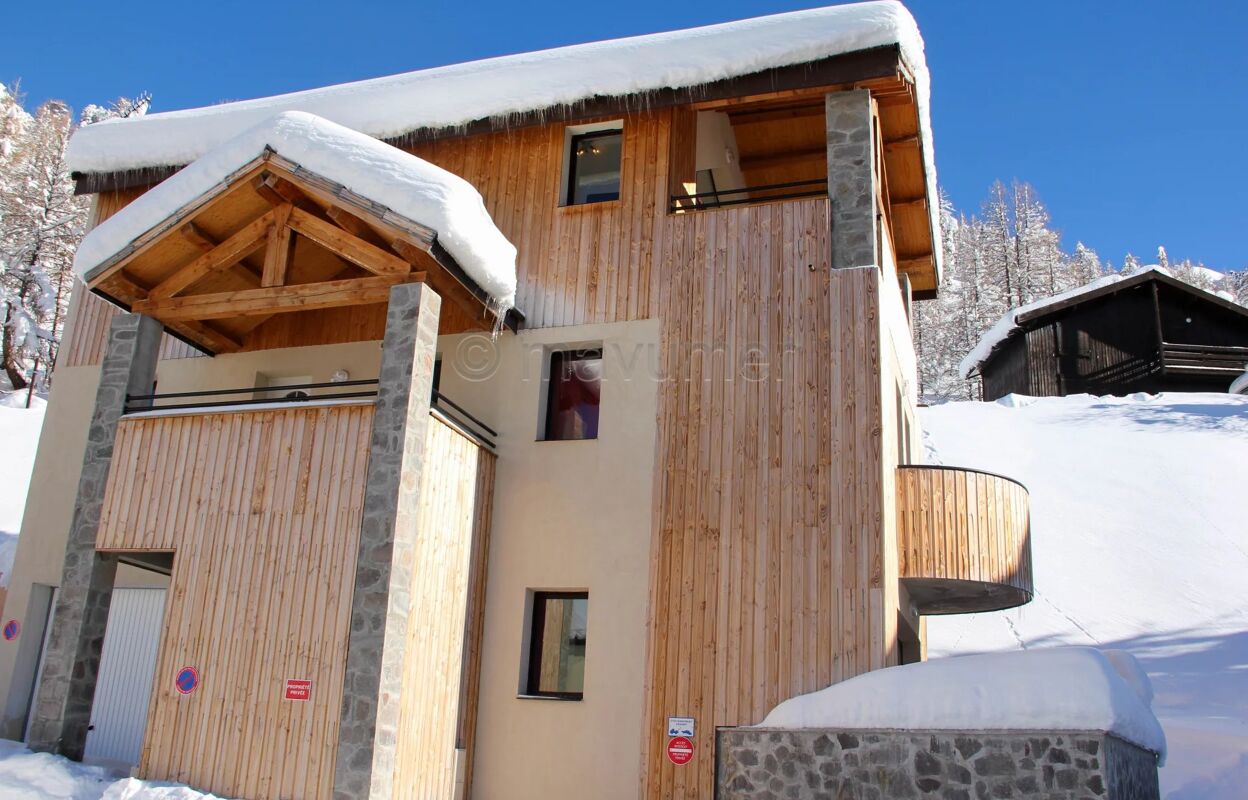 immeuble  pièces 138 m2 à vendre à Isola (06420)