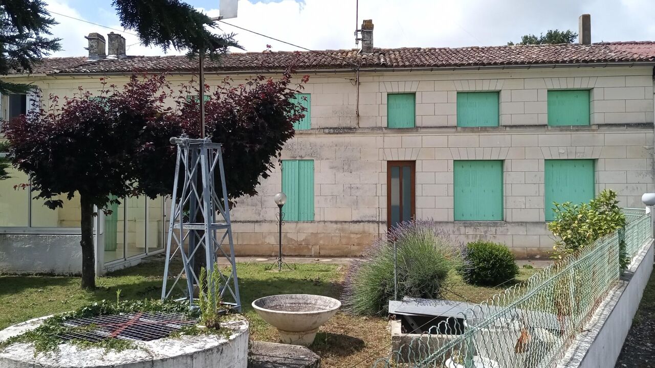 maison 6 pièces 143 m2 à vendre à Gémozac (17260)