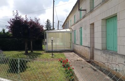 vente maison 232 000 € à proximité de Montpellier-de-Médillan (17260)