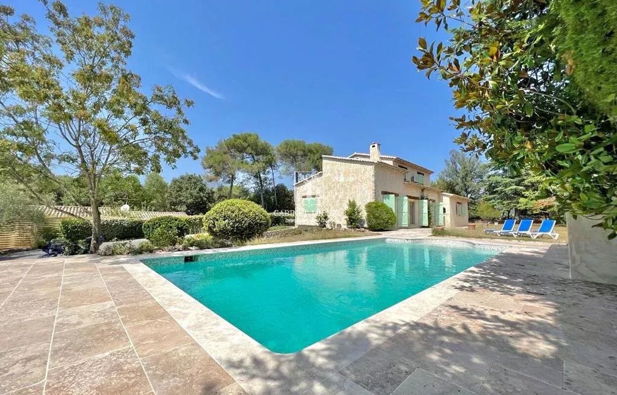 maison 6 pièces 164 m2 à vendre à Roquefort-les-Pins (06330)