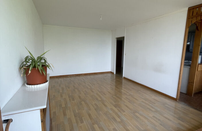 APPARTEMENT 2 CHAMBRES 78m2 SECTEUR RECHERCHE PROCHE DE TOUT — photo 2