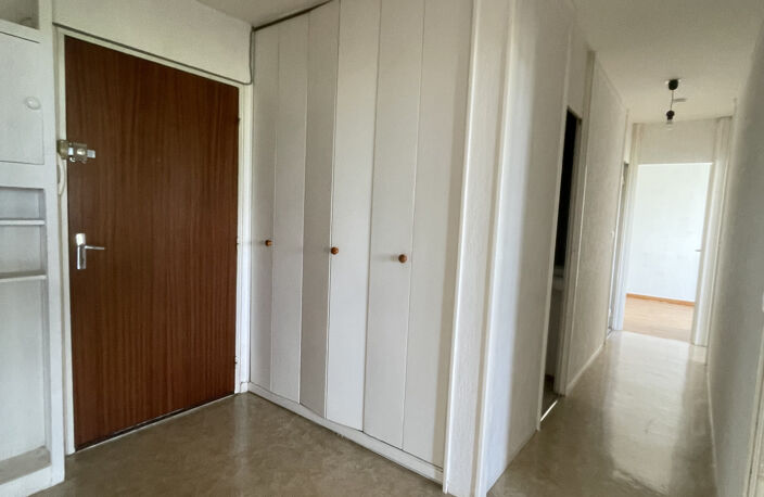 APPARTEMENT 2 CHAMBRES 78m2 SECTEUR RECHERCHE PROCHE DE TOUT — photo 3