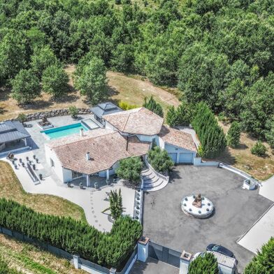 Maison 7 pièces 1090000 €