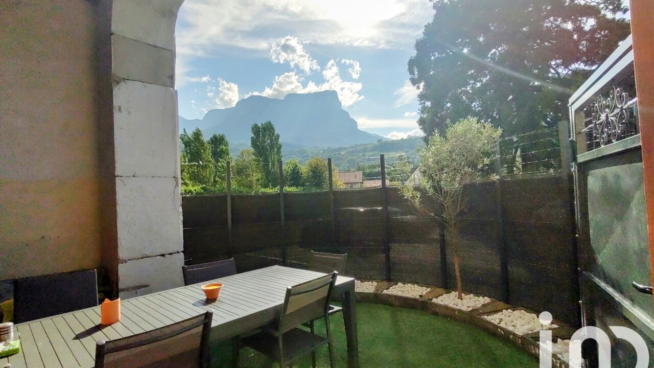 appartement 3 pièces 67 m2 à vendre à Porte-de-Savoie (73800)